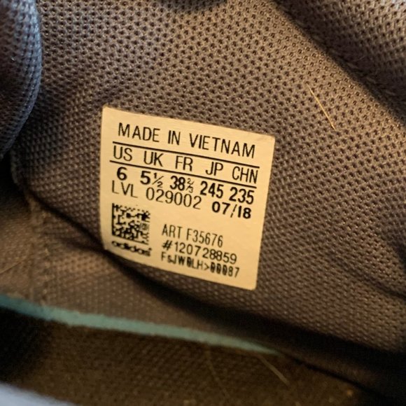 Adidas Kids Pro Spark basketball shoes - Picture 8 of 8